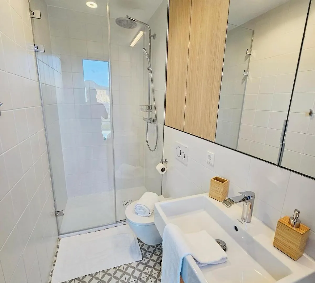 Lägenhet Spacious 3 Bedroom With Large Terrace And Parking-Shut1 Schuttrange Luxemburg