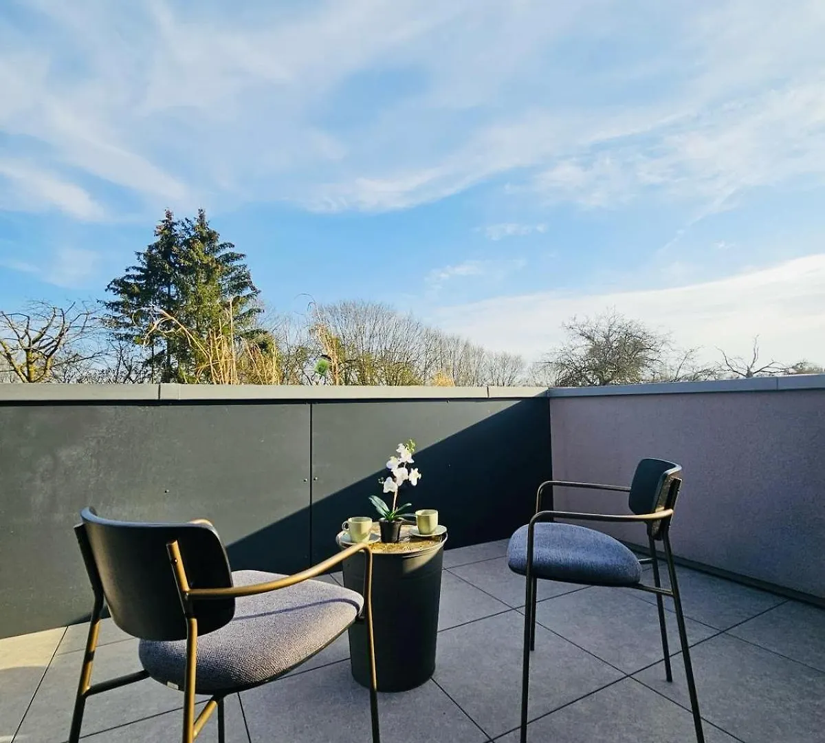 Spacious 3 Bedroom With Large Terrace And Parking-Shut1 Schuttrange 0*,