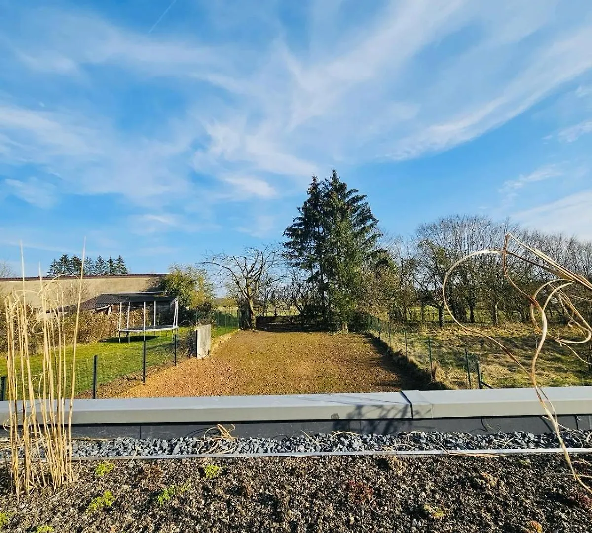 Spacious 3 Bedroom With Large Terrace And Parking-Shut1 Schuttrange Lägenhet